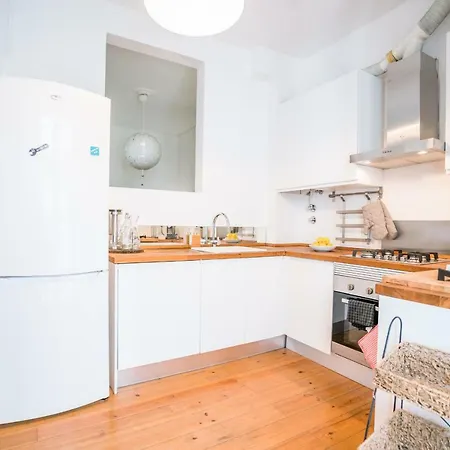 Apartman River View- Central Location