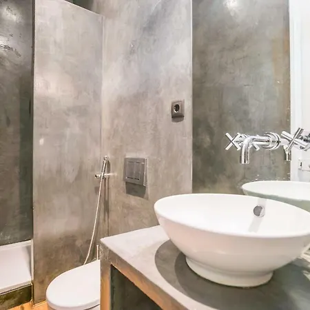 River View- Central Location Apartman *